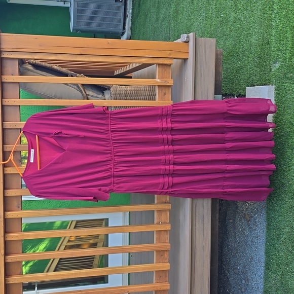 Maroon dress - Picture 1 of 2